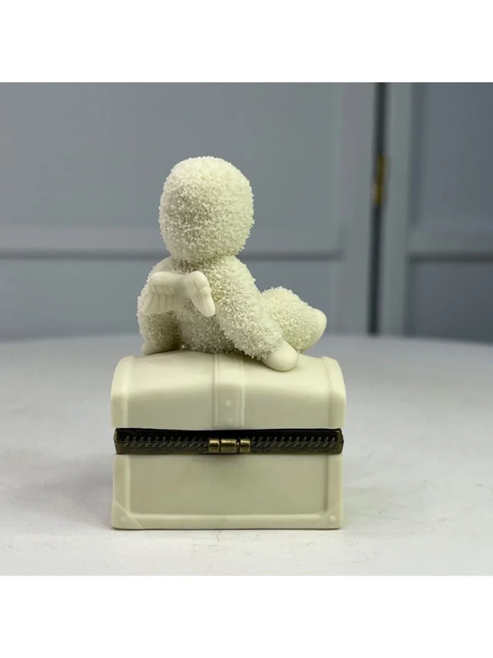 Dept 56 Snowbabies Royal Treasure March Aquamarine Trinket Box Figurine 2000